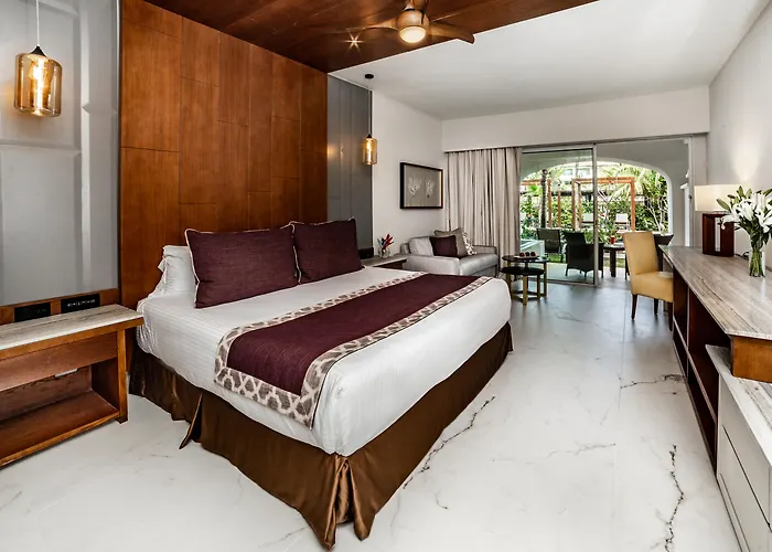 Pet Friendly hotel: Secrets Royal Beach Punta Cana (Adults Only)
