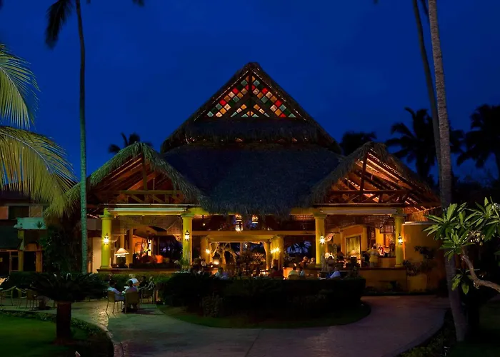 Hotels with tennis Vik Arena Blanca